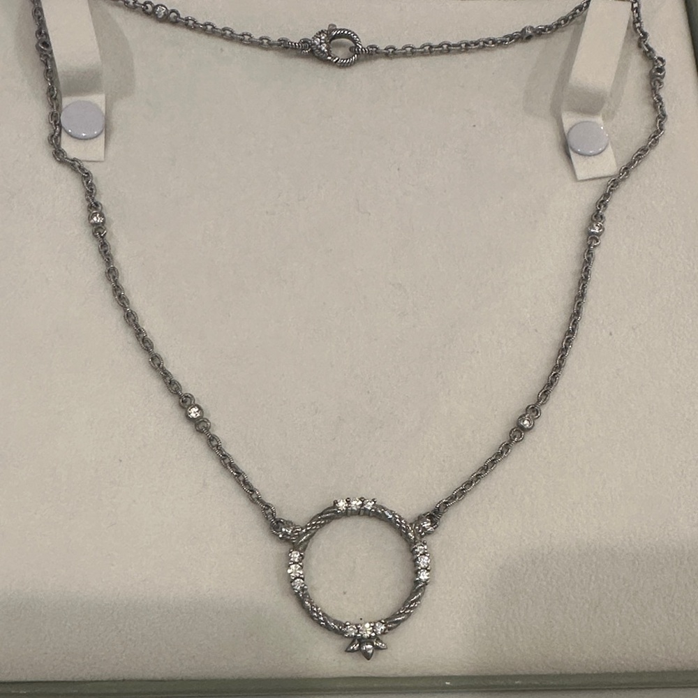 Judith Ripka circle pendant with necklace